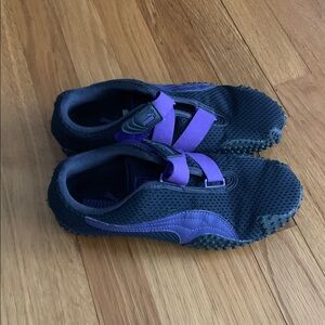 Puma Mostro Mesh Athletic Lace-less Sneakers Sz 9
